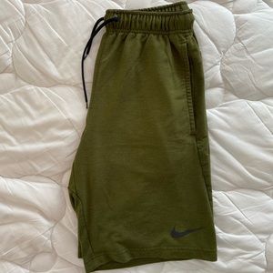 Men’s Olive Green Nike Dry Fit Shorts (Small)